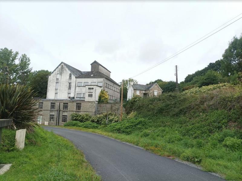 Moulin - 140 m² - 8 pièces