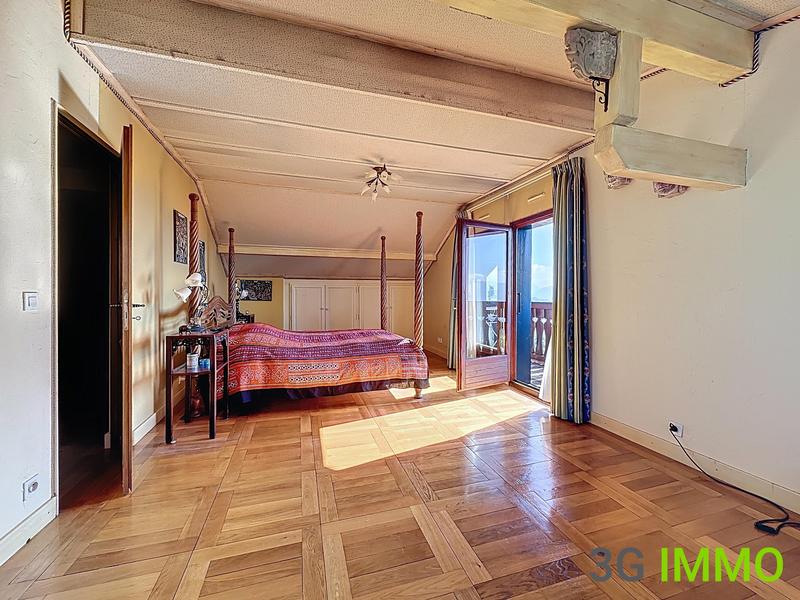 Châlet - 175 m² - 8 pièces