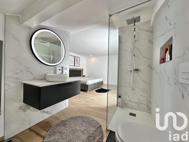 Maison de ville - 200 m² - 6 pièces