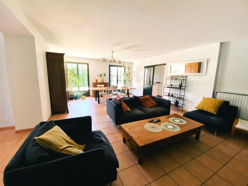 Corps de ferme - 257 m² - 6 pièces