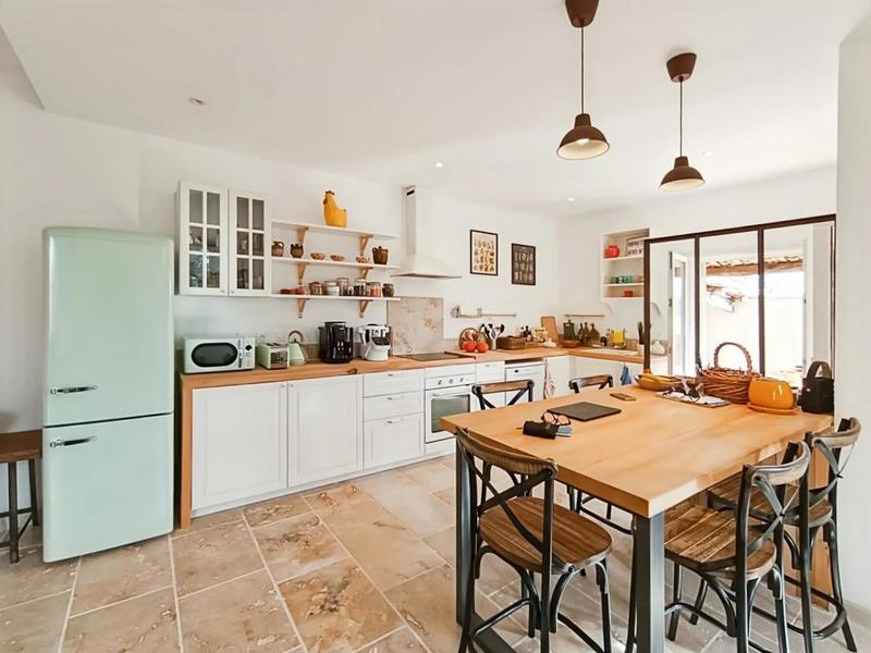 Appartement - 94 m² - 3 pièces