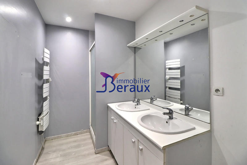 Maison - 151 m² - 6 pièces