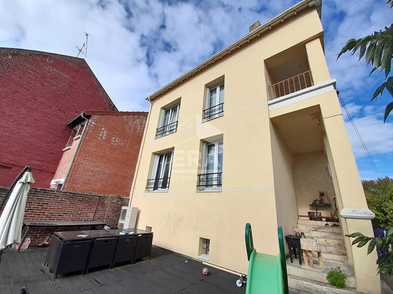 Maison - 133 m² - 6 pièces