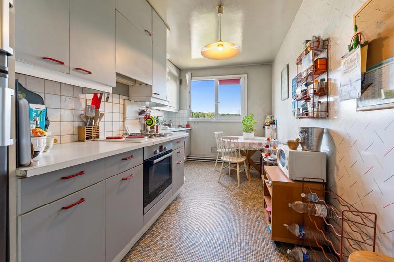 Appartement - 143 m² - 6 pièces