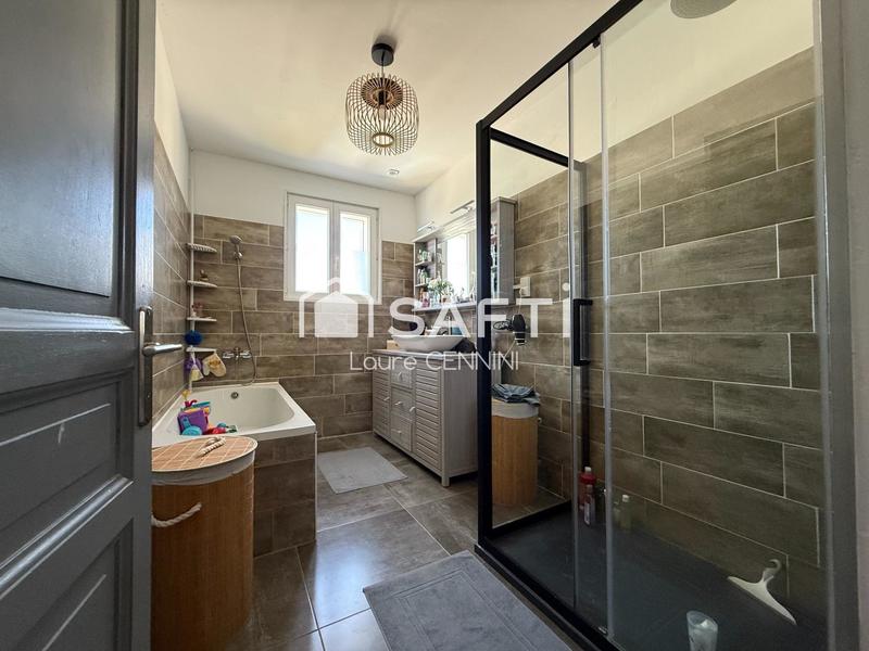 Maison - 175 m² - 7 pièces