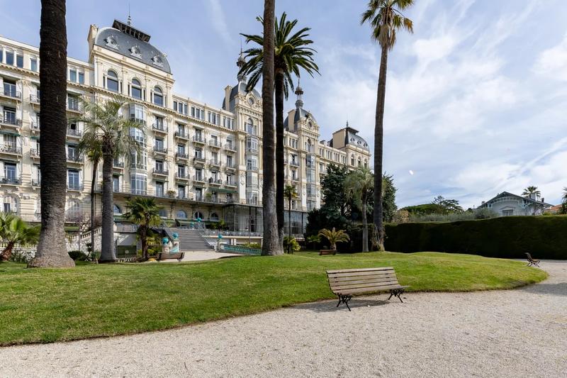 Appartement - 171 m² - 4 pièces