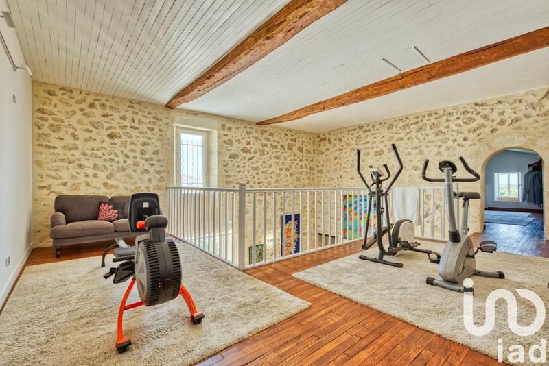 Maison - 390 m² - 11 pièces