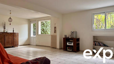 Maison - 143 m² - 7 pièces