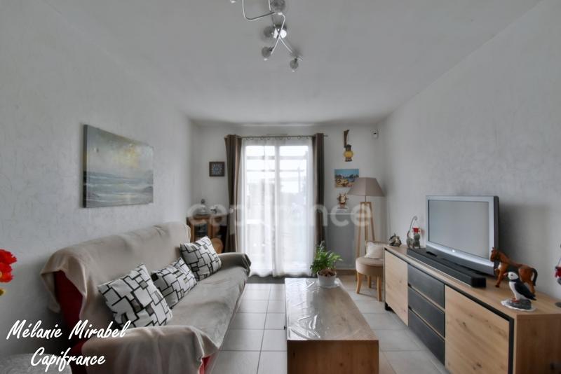 Maison - 90 m² - 5 pièces