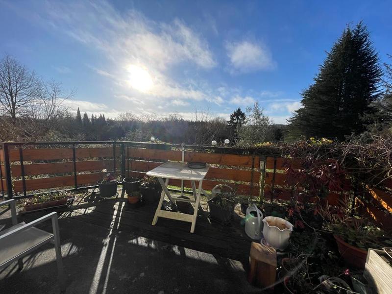 Maison - 192 m² - 10 pièces