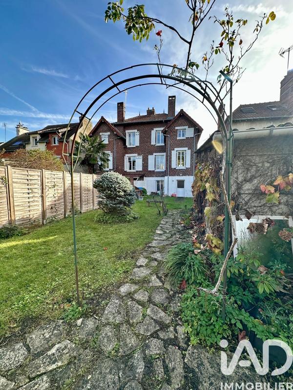 Maison - 74 m² - 5 pièces