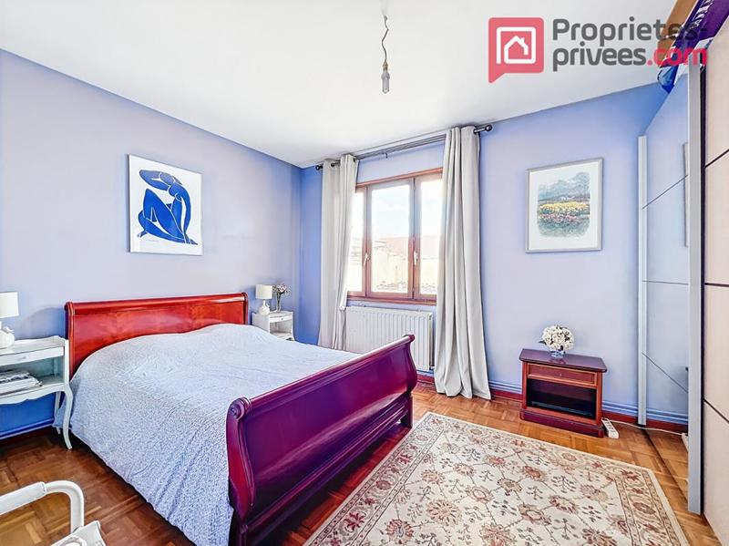 Maison - 207 m² - 10 pièces