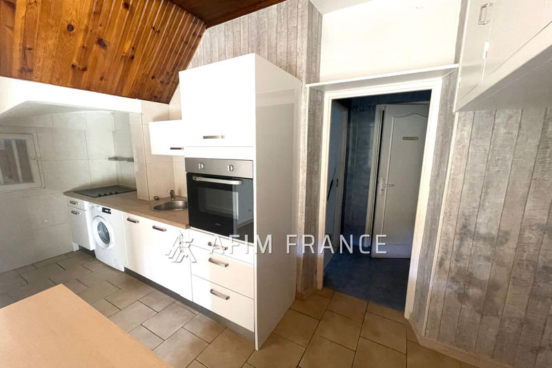 Maison - 212 m² - 7 pièces