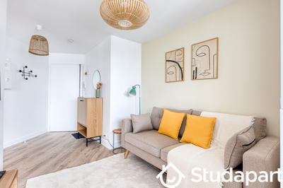 Chambre - 11 m² - 1 pièce