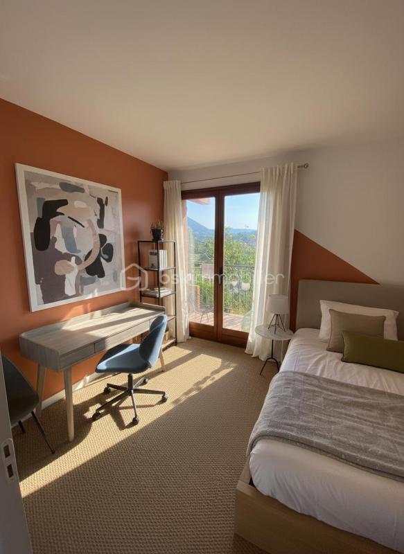 Appartement - 85 m² - 4 pièces