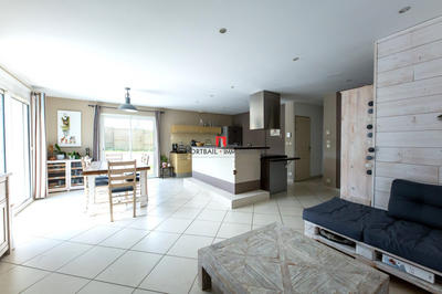 Maison - 123 m² - 5 pièces