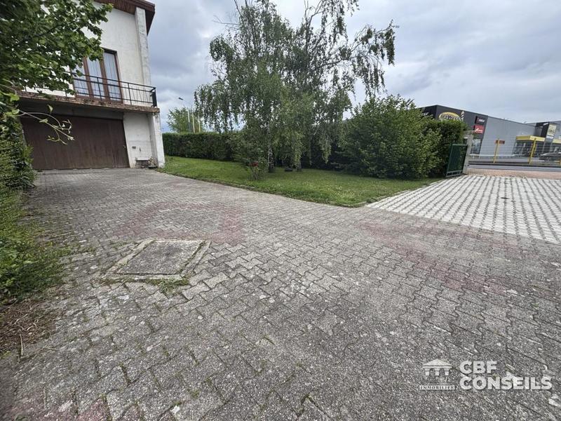 Local commercial - 300 m²
