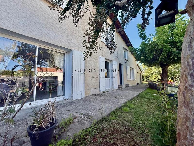 Maison - 160 m² - 5 pièces