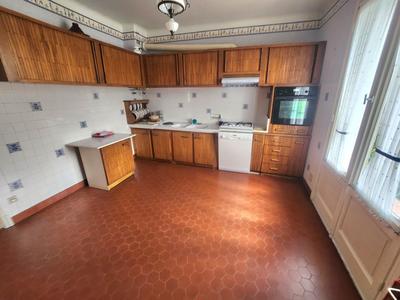 Maison traditionnelle - 110 m² - 6 pièces