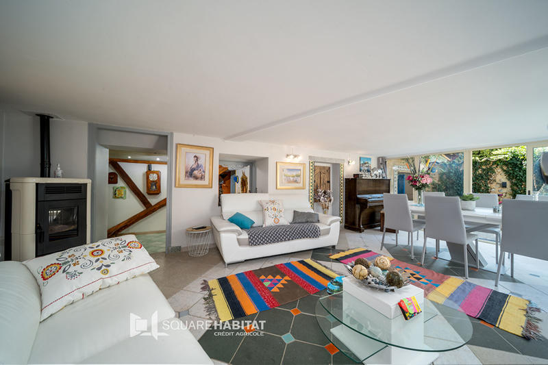 Maison - 141 m² - 7 pièces