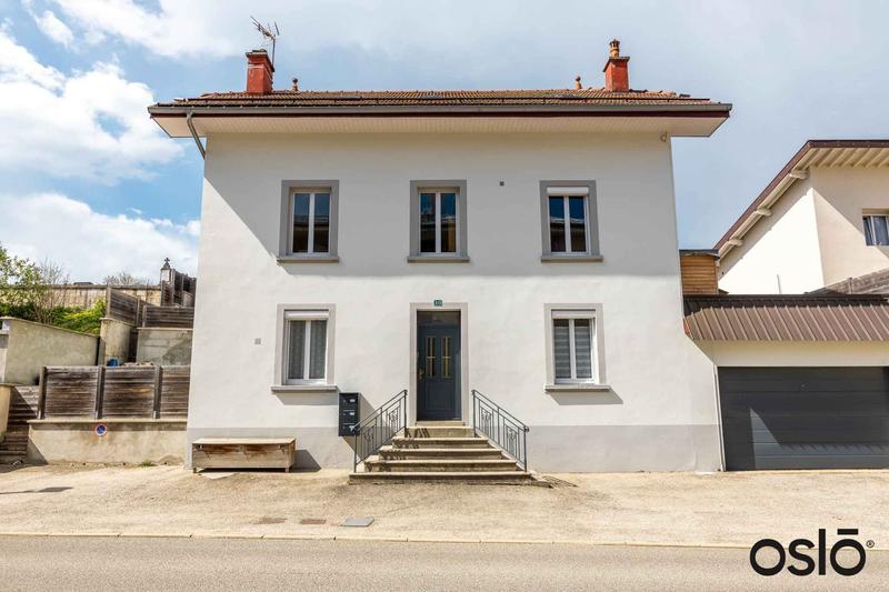 Maison - 282 m² - 12 pièces