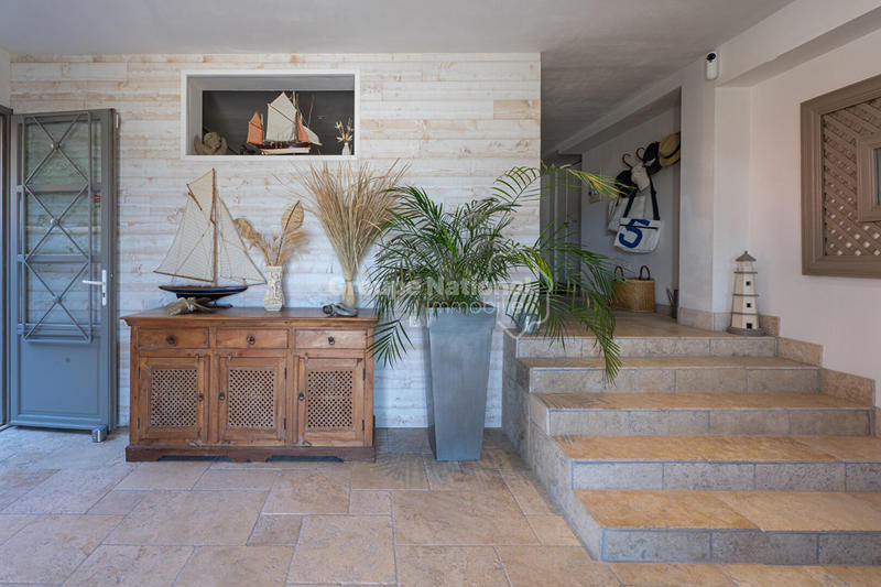 Maison - 170 m² - 6 pièces