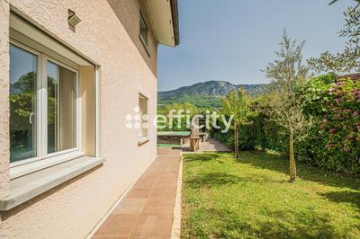 Maison - 169 m² - 6 pièces