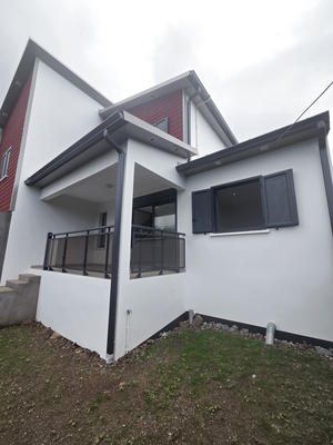 Villa - 100 m² - 4 pièces