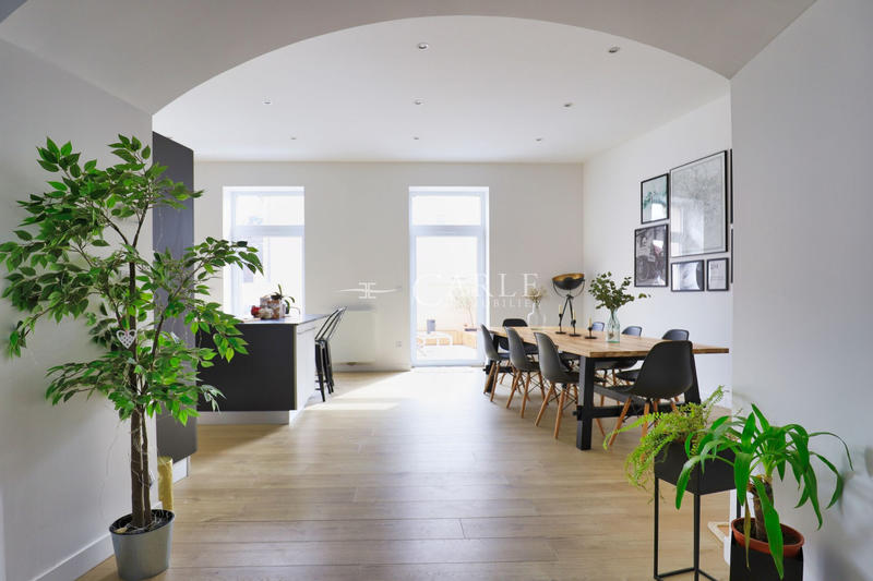 Appartement - 153 m² - 6 pièces