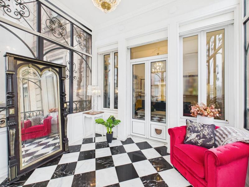 Appartement - 90 m² - 4 pièces