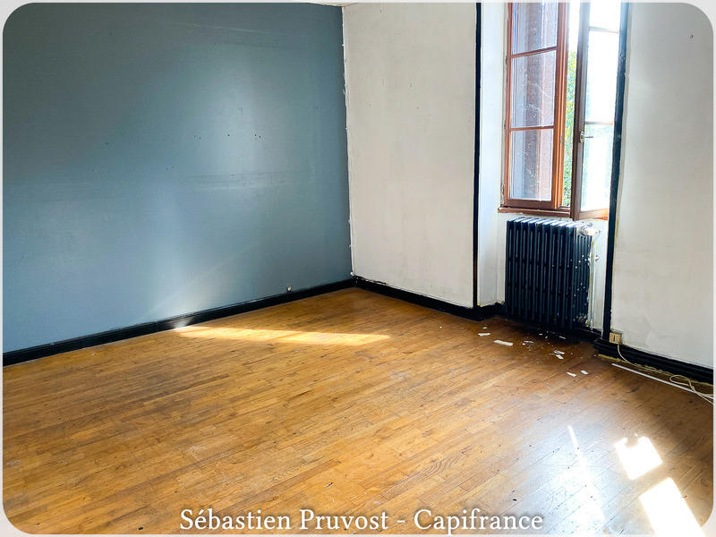 Maison en pierre - 642 m² - 22 pièces