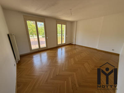 Appartement - 82 m² - 4 pièces
