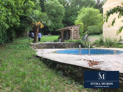 Villa - 360 m² - 6 pièces