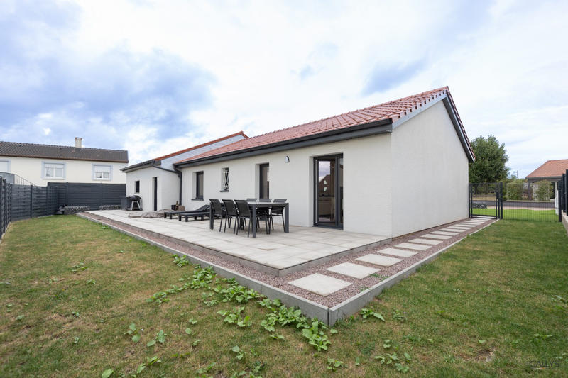 Maison - 100 m² - 5 pièces