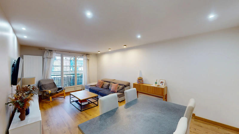 Appartement - 74 m² - 3 pièces