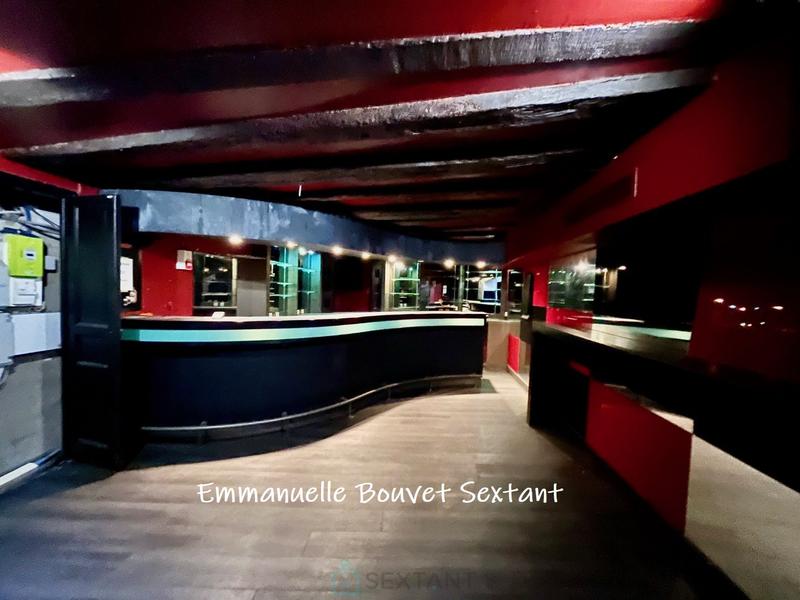 Immeuble mixte - 274 m²