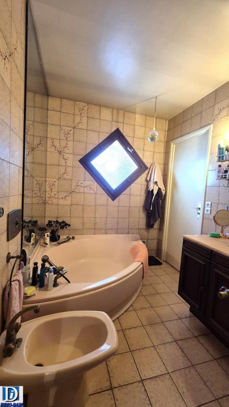 Villa - 164 m² - 6 pièces