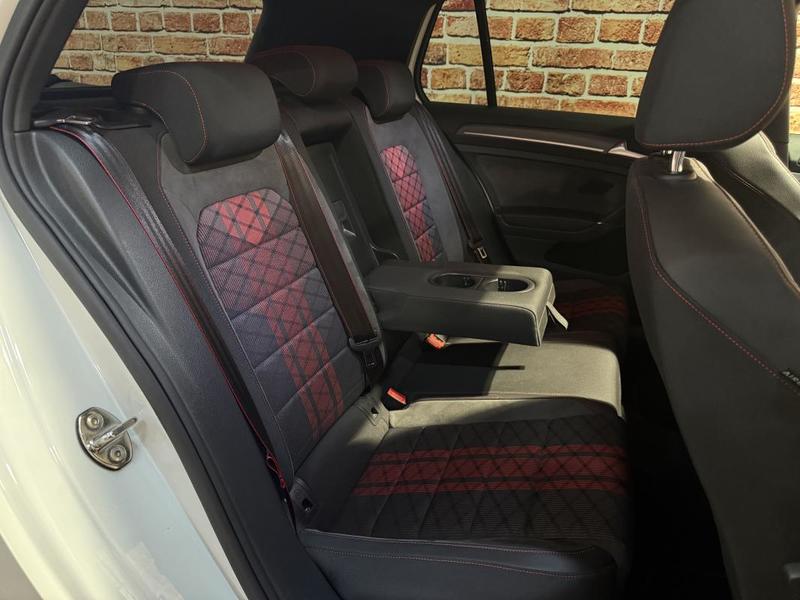 Volkswagen Golf 7 2.0 Tsi 290 Gti Tcr Dsg7