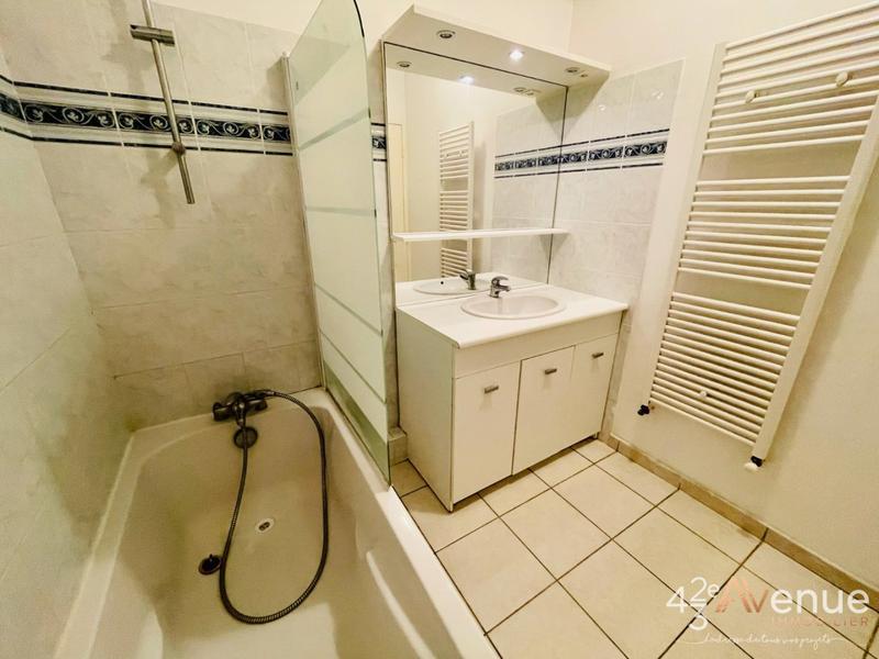 Appartement - 67 m² - 3 pièces