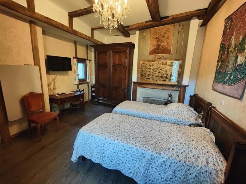 Maison de maîtres - 375 m² - 14 pièces