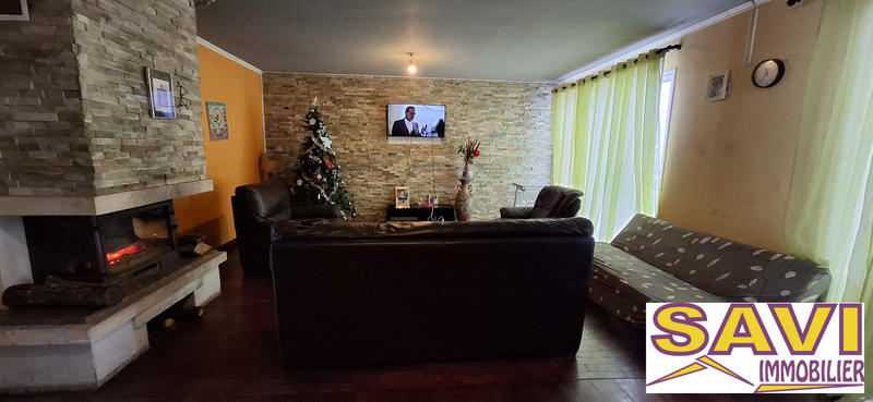 Maison - 97 m² - 5 pièces