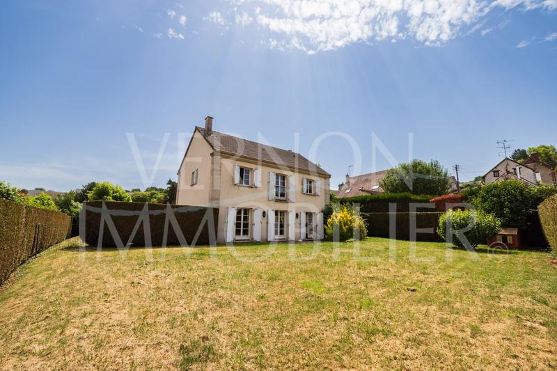 Maison - 143 m² - 4 pièces