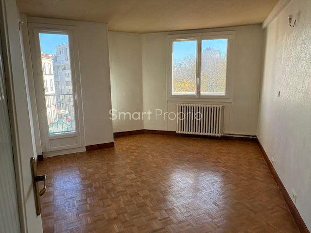 Appartement - 80 m² - 3 pièces
