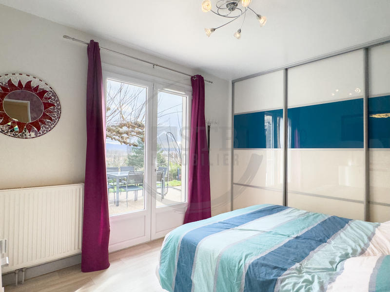 Villa - 180 m² - 7 pièces