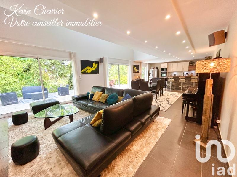 Maison - 190 m² - 5 pièces