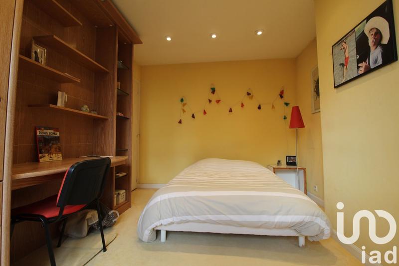 Maison de maîtres - 262 m² - 9 pièces