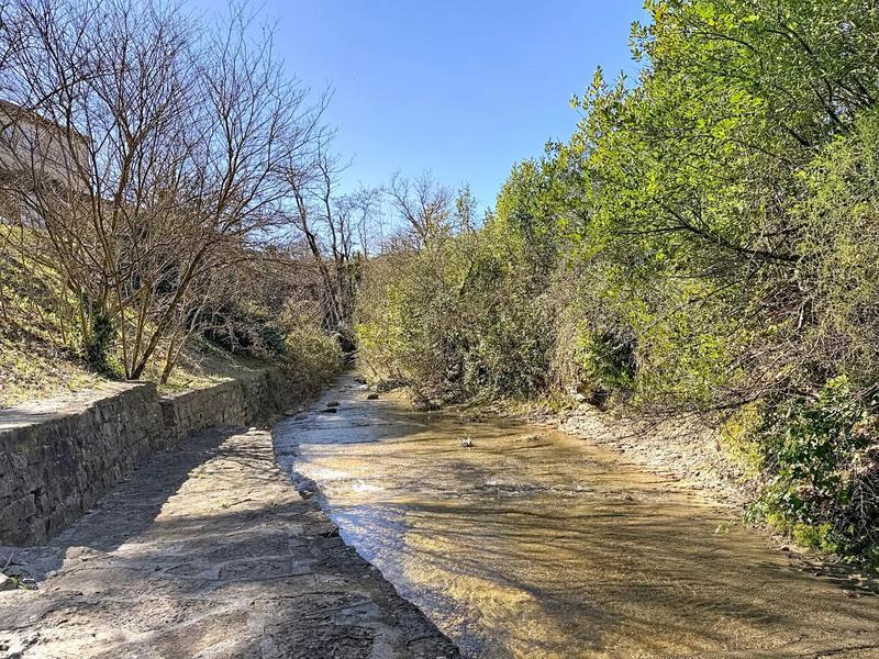 Maison - 397 m² - 8 pièces