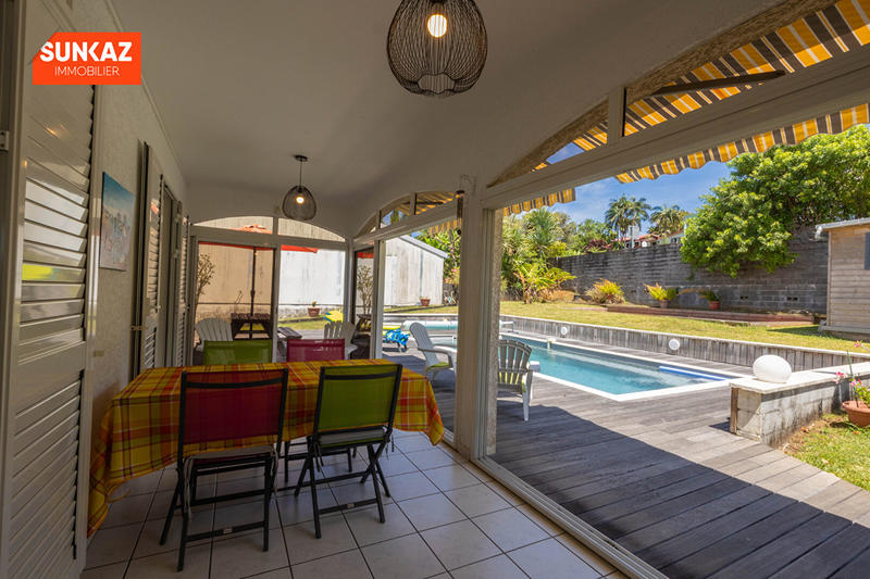 Maison - 145 m² - 5 pièces