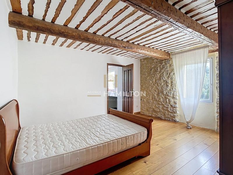 Maison - 346 m² - 6 pièces