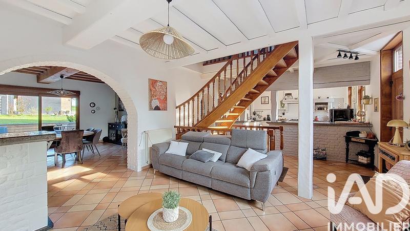 Maison - 140 m² - 5 pièces